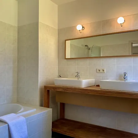 Les Iris - Confort Au Coeur De La Nature *