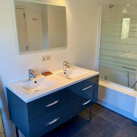 Les Iris - Confort Au Coeur De La Nature Holiday home *